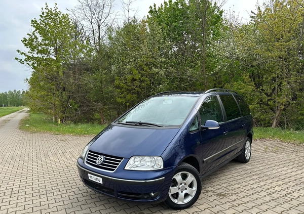 Volkswagen Sharan cena 19999 przebieg: 325000, rok produkcji 2005 z Szydłowiec małe 172